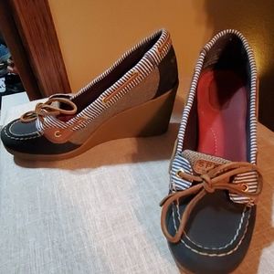 Sperry Wedges